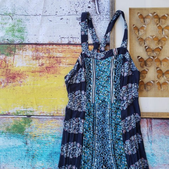 UO Kimchi Blue Floral Keyhole Wide Leg Jumpsuit 4 - Picture 3 of 10